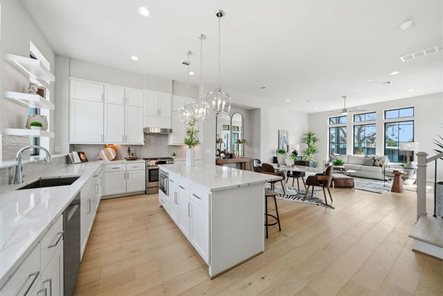 8712 Padua Lane, Houston, TX 77055