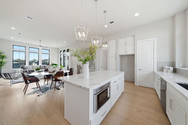 8712 Padua Lane, Houston, TX 77055