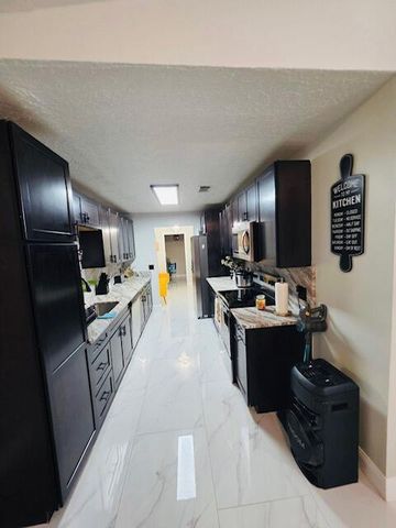 2281 SE Belvedere Street, Port St. Lucie, Port St Lucie, FL 34984