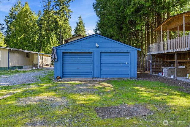 31061 W Lake Morton Drive SE, Kent, WA 98042