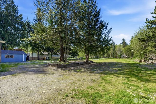 31061 W Lake Morton Drive SE, Kent, WA 98042