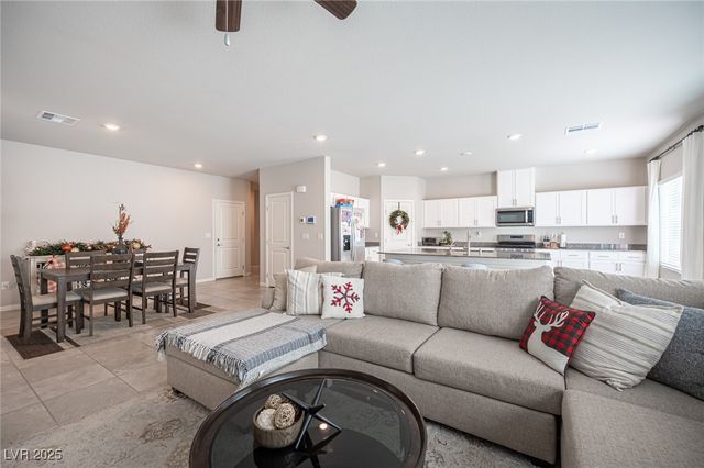 9889 Magnus Court, Las Vegas, NV 89178