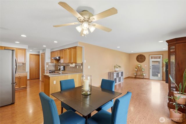111 Mission Road, Kelso, WA 98626
