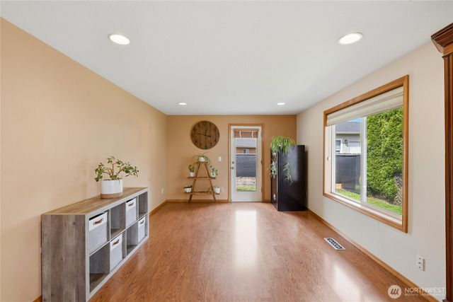 111 Mission Road, Kelso, WA 98626