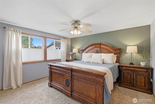 111 Mission Road, Kelso, WA 98626