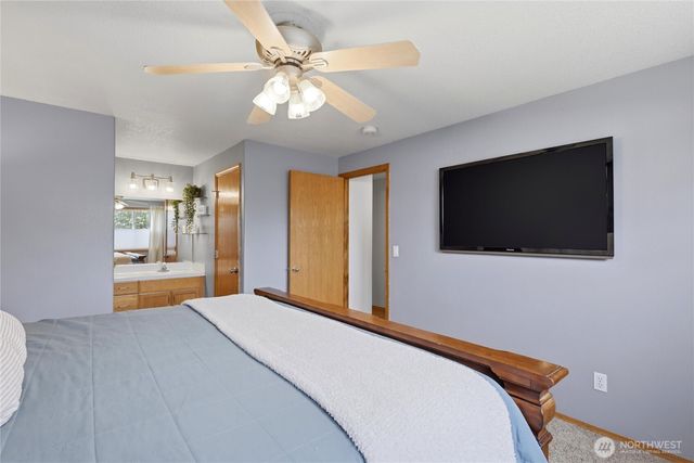 111 Mission Road, Kelso, WA 98626