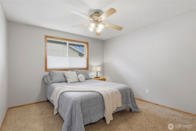 111 Mission Road, Kelso, WA 98626