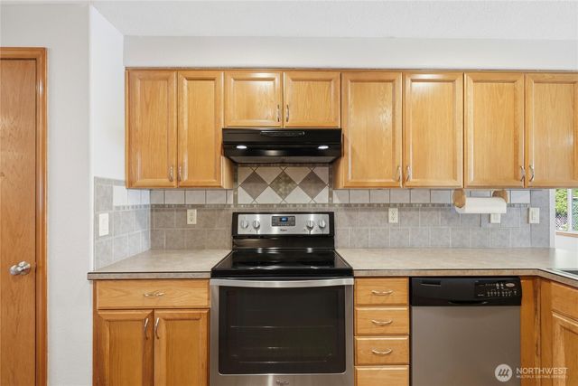 111 Mission Road, Kelso, WA 98626
