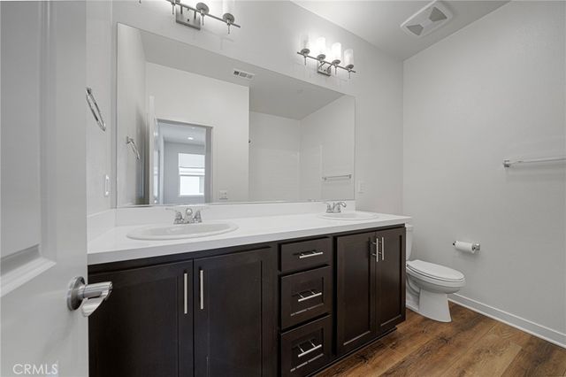 2775 W Pepper Tree, Anaheim, CA 92801