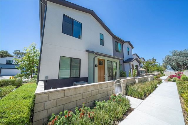 2775 W Pepper Tree, Anaheim, CA 92801