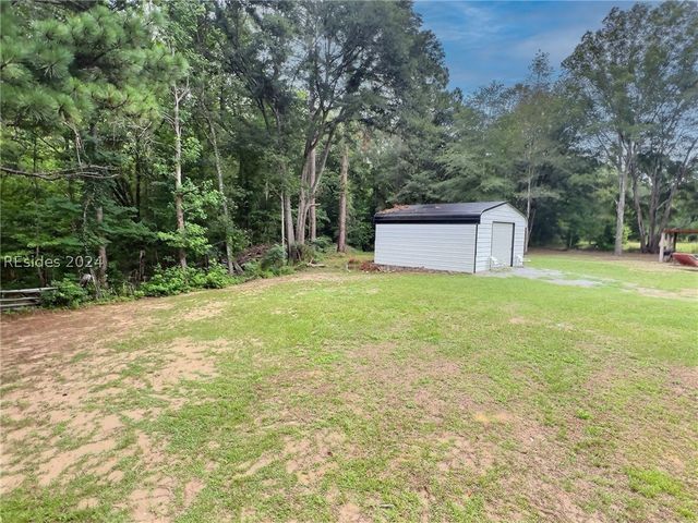 532 Stokes Bluff Rd, Garnett, SC 29922