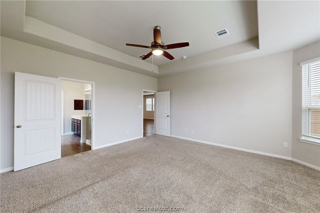 5764 Paseo Place, Bryan, TX 77807