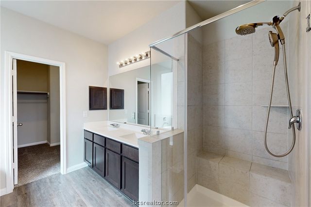 5764 Paseo Place, Bryan, TX 77807