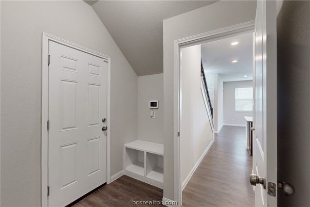 5764 Paseo Place, Bryan, TX 77807