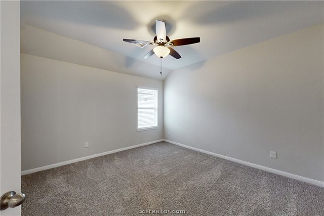 5764 Paseo Place, Bryan, TX 77807