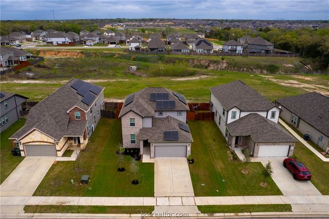 5764 Paseo Place, Bryan, TX 77807