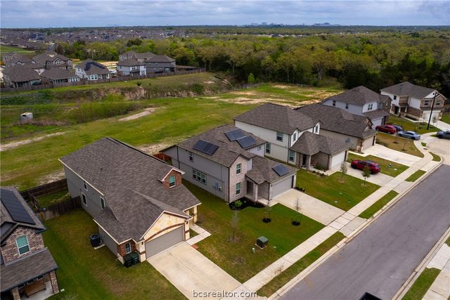 5764 Paseo Place, Bryan, TX 77807