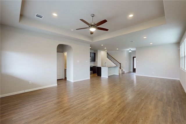 5764 Paseo Place, Bryan, TX 77807