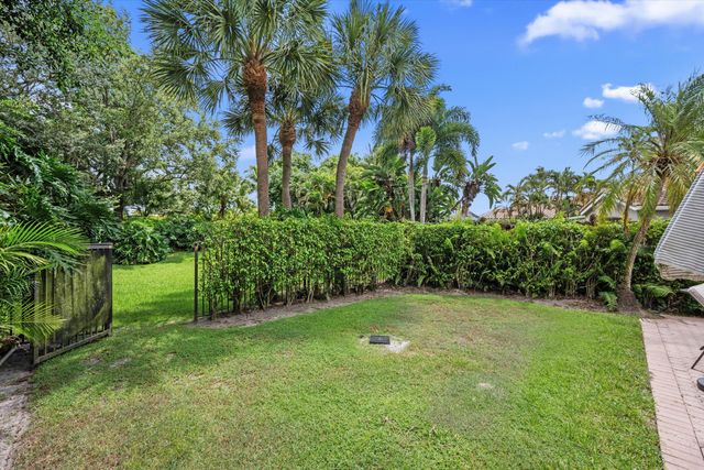 12557 Mallet Circle, Wellington, FL 33414