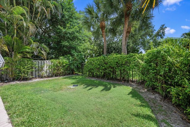 12557 Mallet Circle, Wellington, FL 33414
