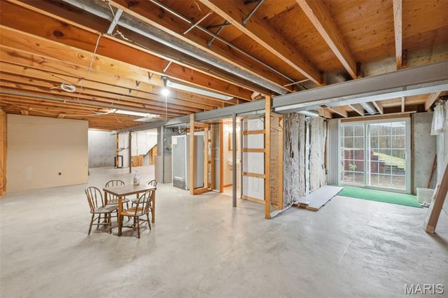 112 Clear Creek Drive, O'fallon, MO 63366