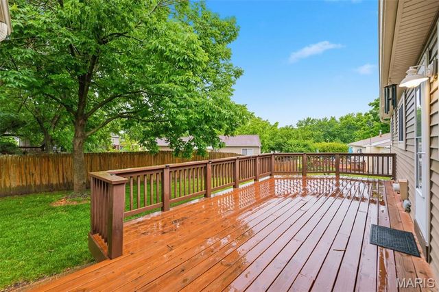 112 Clear Creek Drive, O'fallon, MO 63366