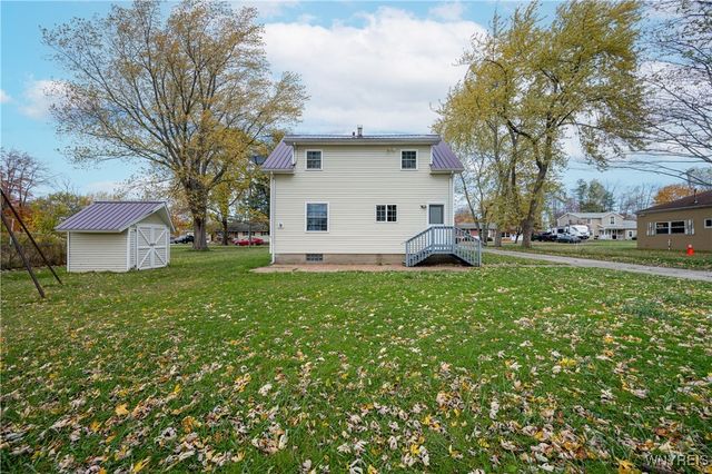 117 Chestnut Lane, Evans, NY 14006