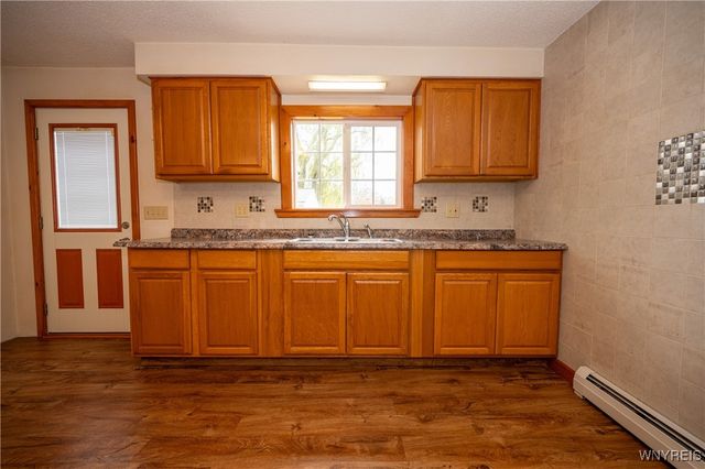 117 Chestnut Lane, Evans, NY 14006