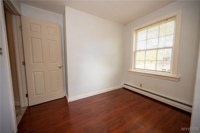 117 Chestnut Lane, Evans, NY 14006