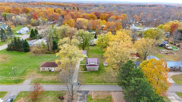 117 Chestnut Lane, Evans, NY 14006