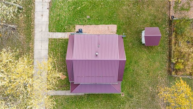 117 Chestnut Lane, Evans, NY 14006