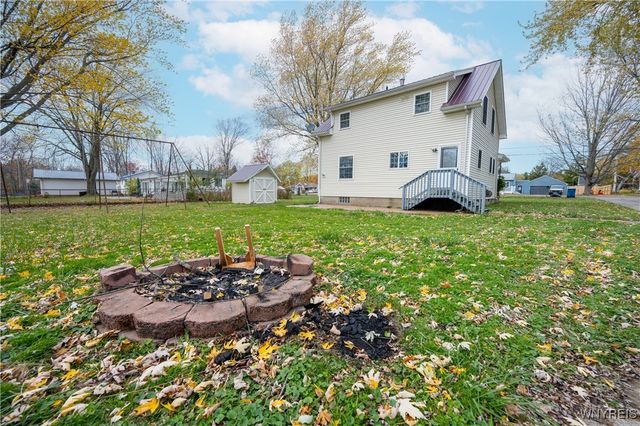 117 Chestnut Lane, Evans, NY 14006