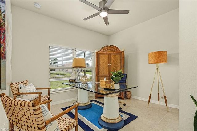 924 NE 11TH TER, Cape Coral, FL 33993