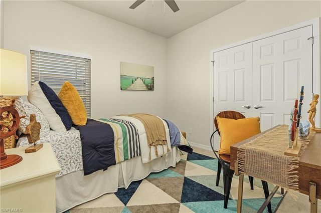 924 NE 11TH TER, Cape Coral, FL 33993