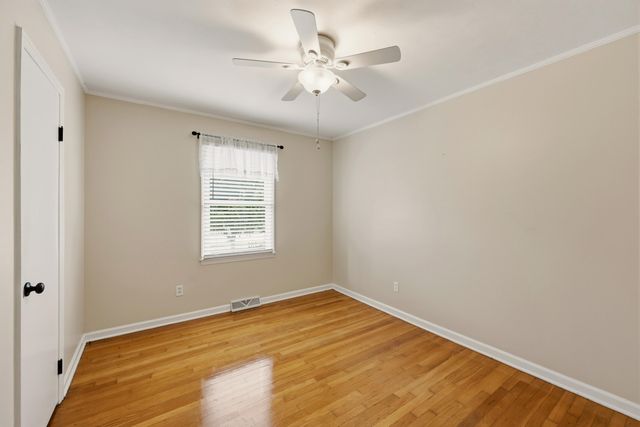 627 Greenbriar Drive, Harrodsburg, KY 40330