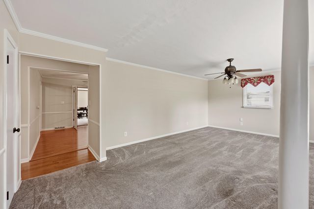627 Greenbriar Drive, Harrodsburg, KY 40330