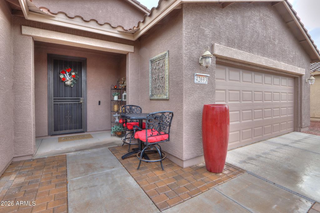 42693 W KINGFISHER Drive, Maricopa, AZ 85138 — photo 5