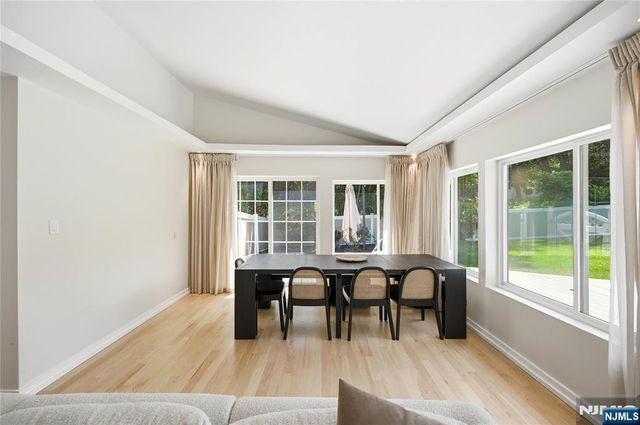 4 Ackerman Street, Waldwick, NJ 07463
