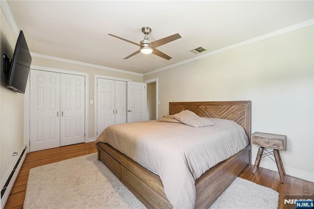 4 Ackerman Street, Waldwick, NJ 07463