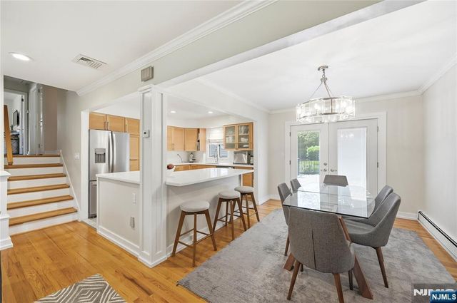 4 Ackerman Street, Waldwick, NJ 07463