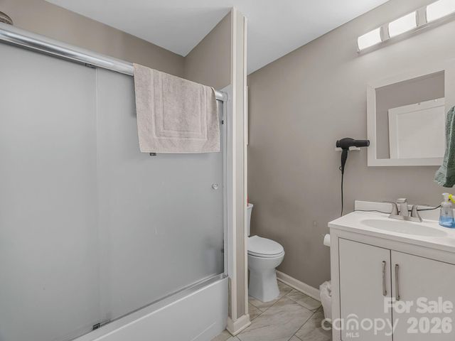 110 Grady Avenue, Tryon, NC 28782