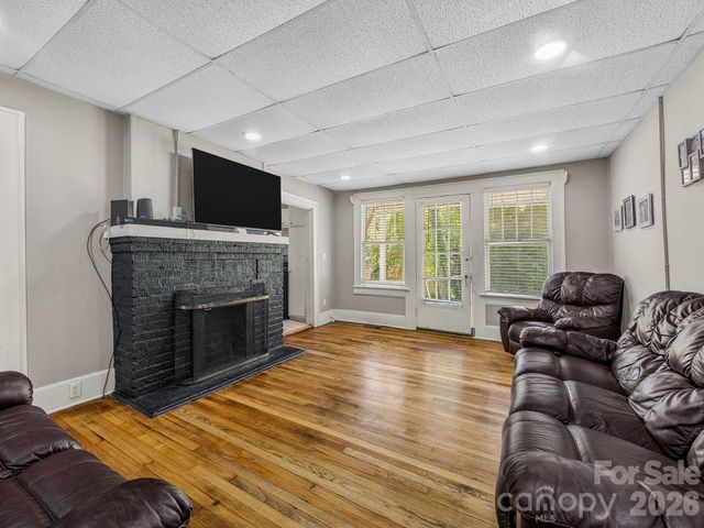 110 Grady Avenue, Tryon, NC 28782