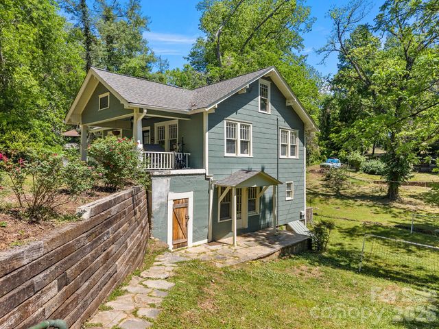 110 Grady Avenue, Tryon, NC 28782