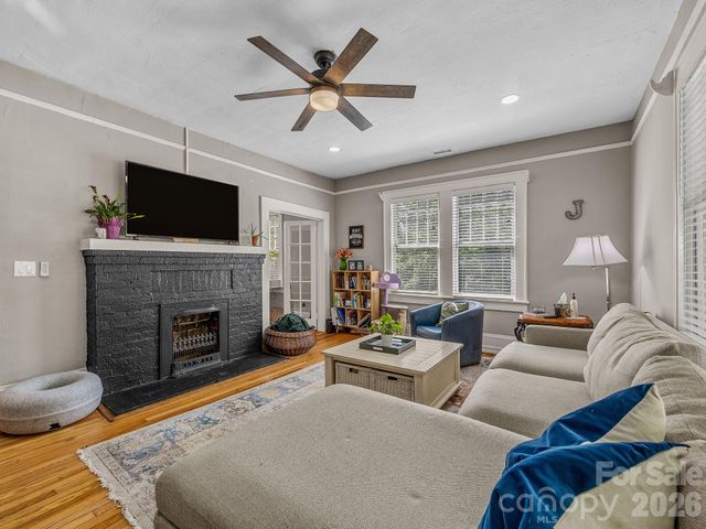 110 Grady Avenue, Tryon, NC 28782