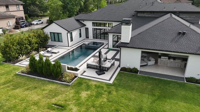 5611 N Ossineke Drive, Spring, TX 77386