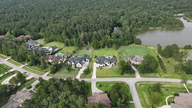 5611 N Ossineke Drive, Spring, TX 77386