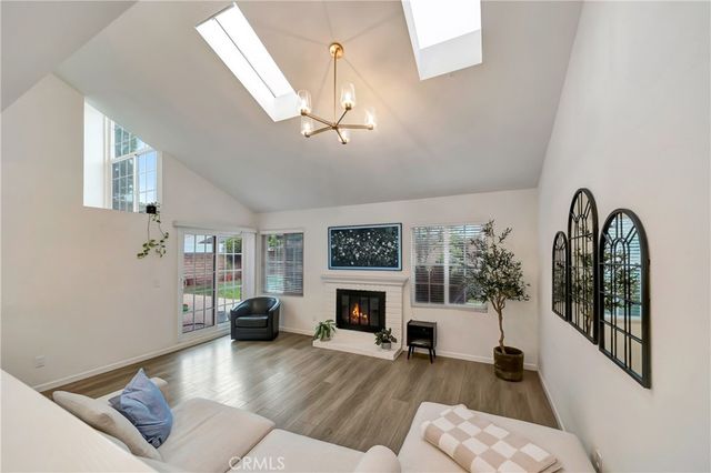 21733 Vintage, Chatsworth, CA 91311