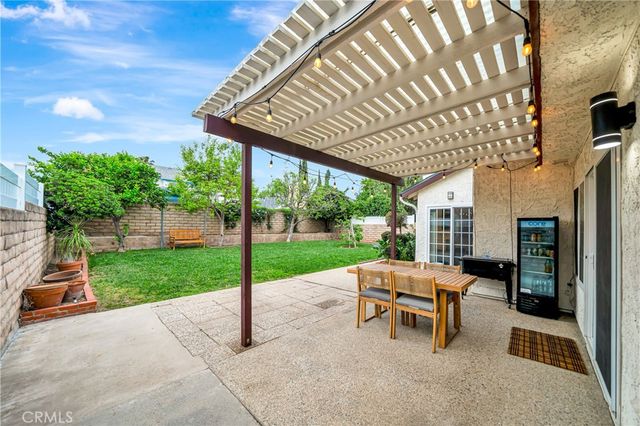 21733 Vintage, Chatsworth, CA 91311