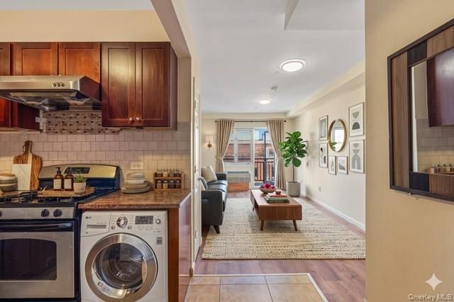 7133 162nd Street 4B, Fresh Meadows, NY 11365