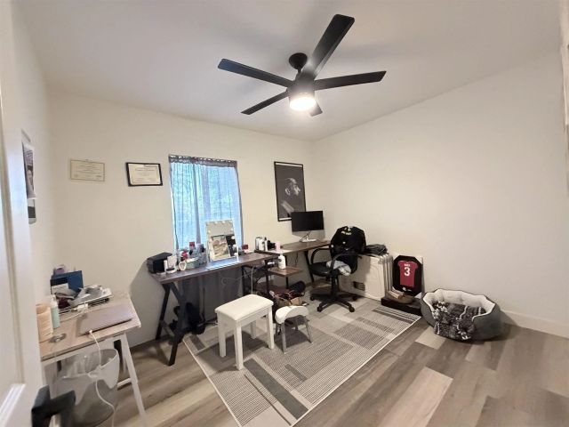 1171 Woodrail Dr, Vista, CA 92083